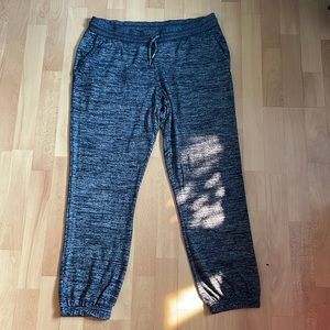 Salt and pepper style navy stretch pants. Athleasure wear. Not worn much